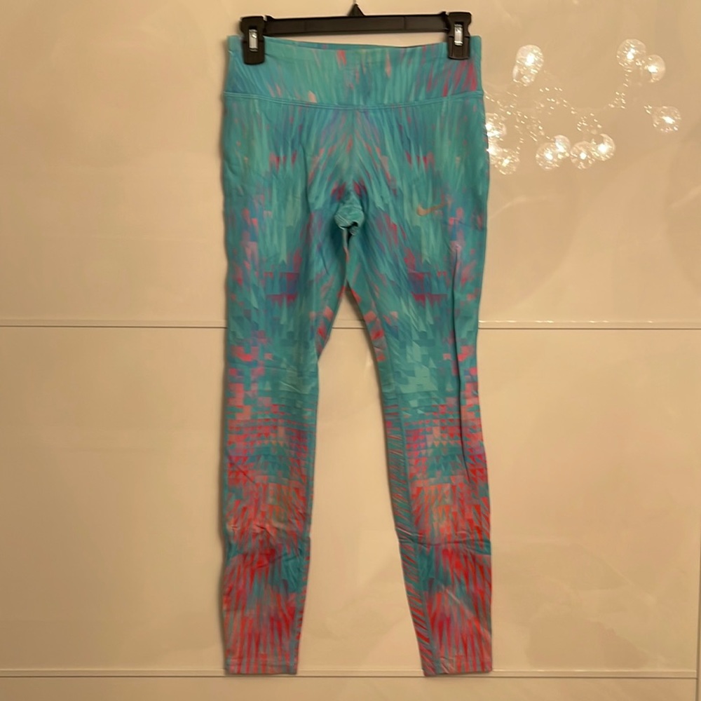 Nike Dri-fit printed running legging, size small